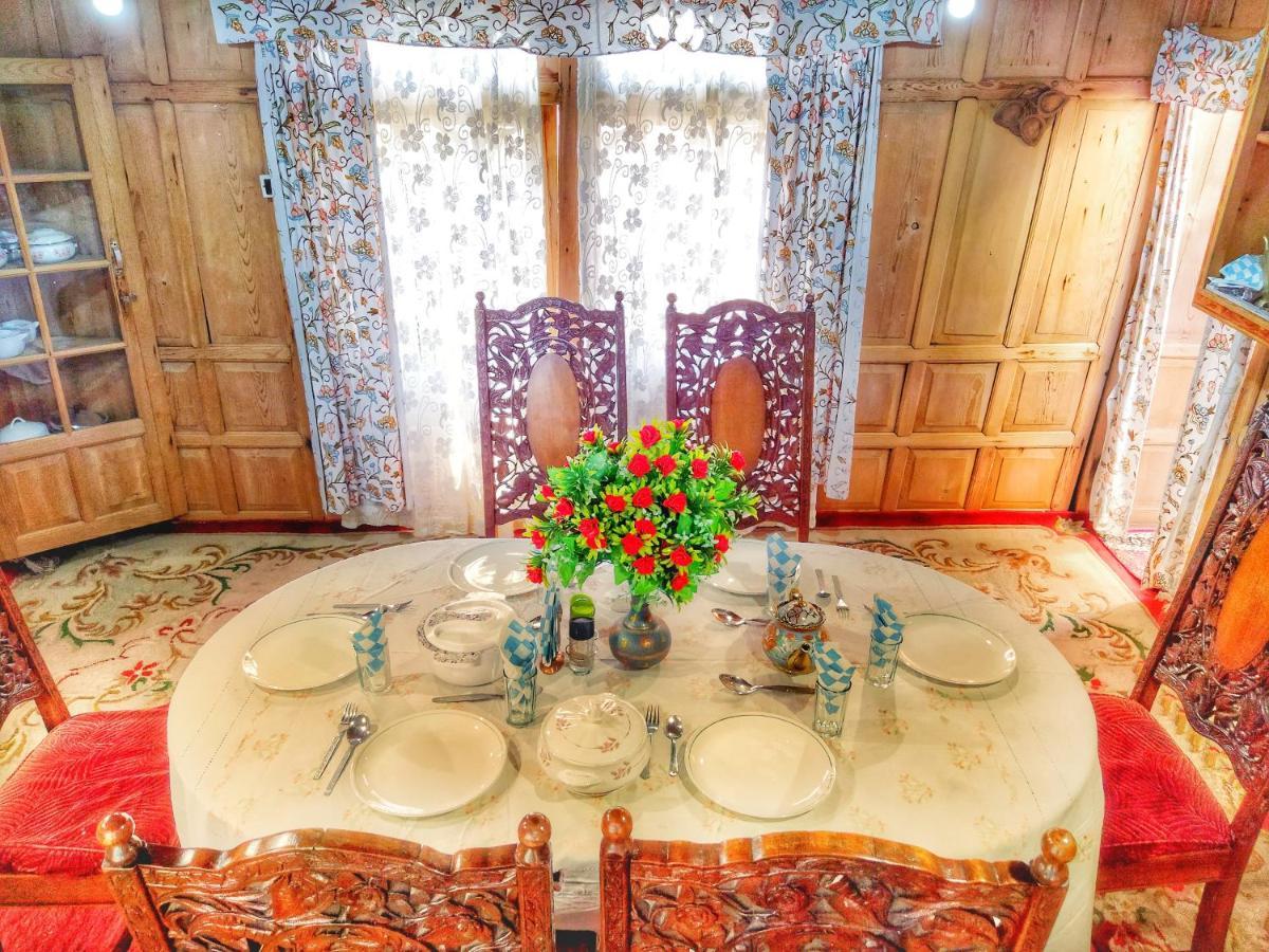 Raja'S Palace Houseboat - Kashmir Srinagar  Ngoại thất bức ảnh